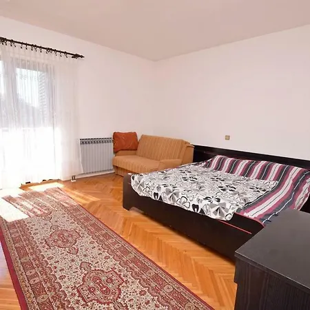 Slavica Apartamento *